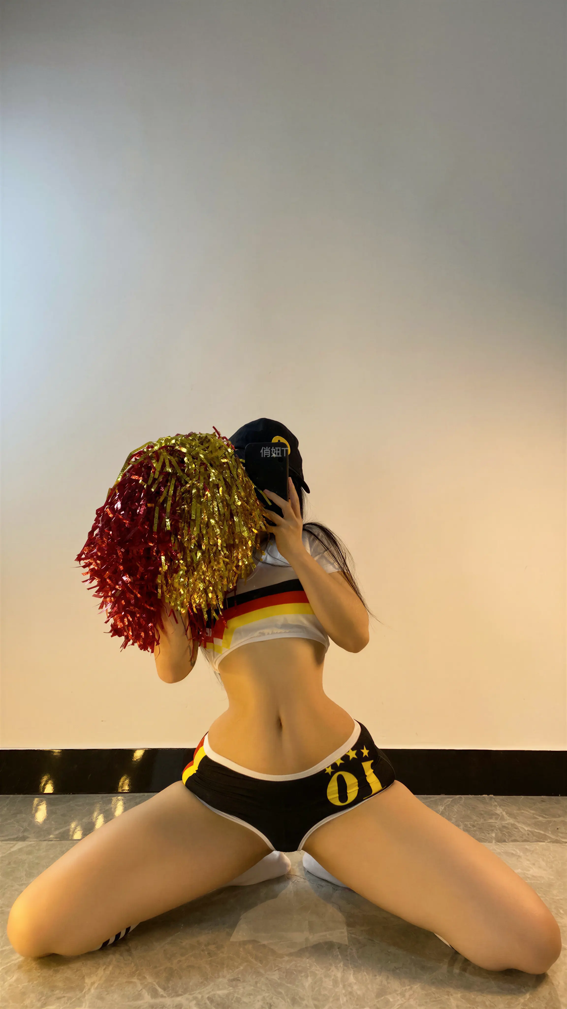 俏妞qiaoniuTT – 啦啦队 6P